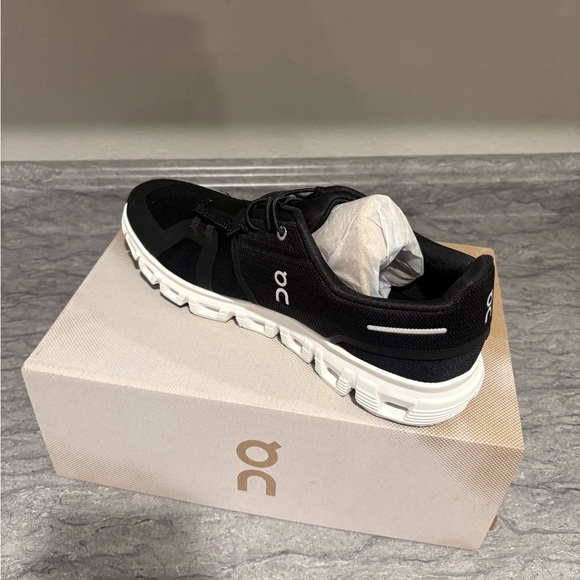 On Running Other - Men’s Black OnClouds